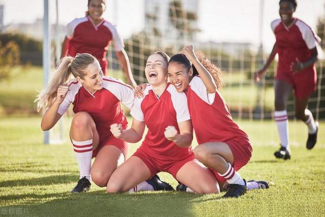 女篮U18亚洲杯：中国队半场领先菲律宾队